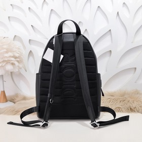 Dior - Новый мужской рюкзак из кожи Этот рюкзак является новой м
