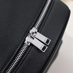 Dior - Новый мужской рюкзак из кожи Этот рюкзак является новой м