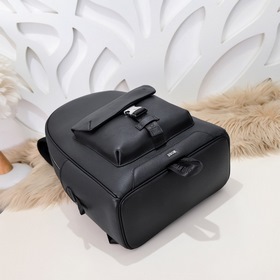 Dior - Новый мужской рюкзак из кожи Этот рюкзак является новой м