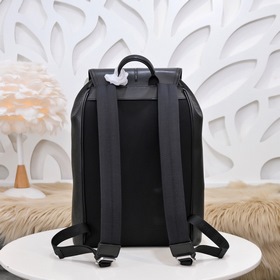Dior - Новый рюкзак, модель 138-H03E Изготовлен из кожи с изыскан