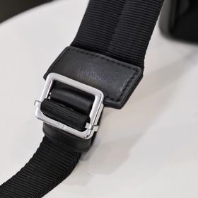 Dior - Новый рюкзак, модель 138-H03E Изготовлен из кожи с изыскан