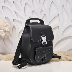 Dior - Новый рюкзак из кожи, модель D6011 Рюкзак Gallop — это но