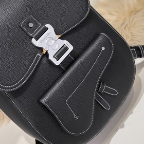 Dior - Новый рюкзак из кожи, модель D6011 Рюкзак Gallop — это но