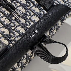 Dior - Новый рюкзак Expolorer Вдохновлен альпинизмом, этот рюкза