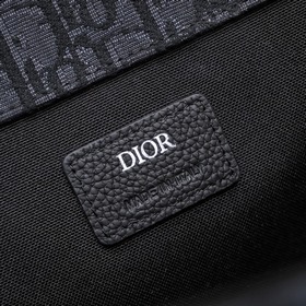 Dior - Новый рюкзак Dior в форме седла из черной ткани с кожей, м