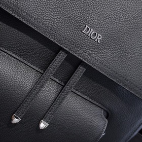 Dior - Новая осенне-зимняя модель мужского рюкзака-седла от Dior,