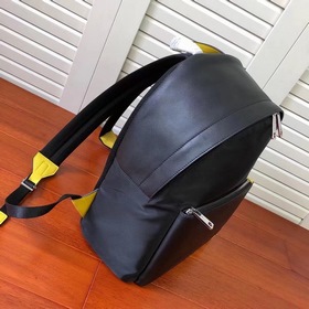 Fendi Новая сумка из ткани кожи Модель： 0395-1/7vz042A9ZBF0R2A Но