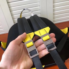 Fendi Новая сумка из ткани кожи Модель： 0395-1/7vz042A9ZBF0R2A Но
