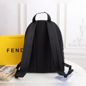 Рюкзак Fendi с передними карманами Модель： 7vz042A2FTFOKUR Сзадис