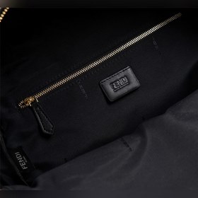 FENDI Рюкзак с металлическими пластинами Артикул： 668568 Материа
