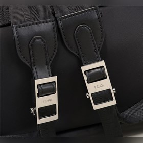FENDI Фенди  Белый рюкзак с двойными плечевыми ремнями, большой