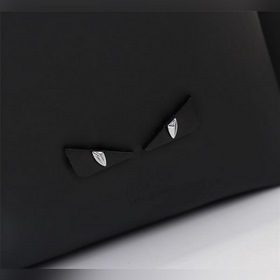 FENDI Рюкзак Eagle Eye Артикул： 668568  Материал： водонепрониц