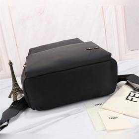 FENDI Рюкзак Eagle Eye Артикул： 668568  Материал： водонепрониц