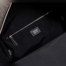 FENDI Рюкзак из ПВХ коричневого цвета Артикул： 668568  Материал