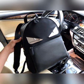 Fendi Артикул 7vz042A2FTFOKUR Рюкзак с большим передним карманом