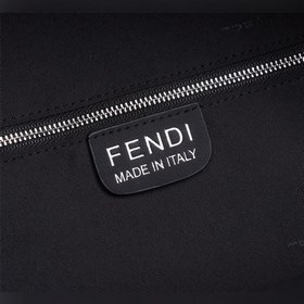 Fendi Модель： 0362-1 Артикул 7vz042A2FTFOKUR Рюкзак с большим пер