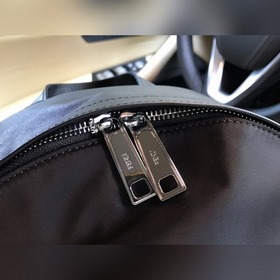 Fendi Сумка из ткани кожи Модель： 0234-1 Fendi Рюкзак Little Mon