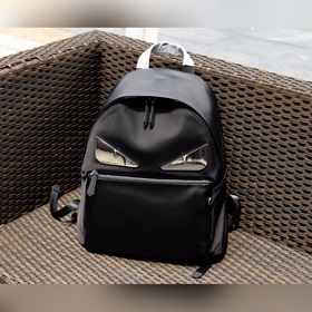 Fendi Артикул 7vz042A2FTFOKUR Рюкзак с большим передним карманом