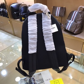 FENDI  Новый рюкзак Модель： F2306 Сзадиспользуется дышащая высок