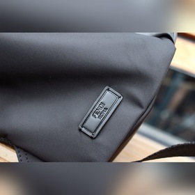 Fendi Артикул 7vz042A2FTFOKUR Рюкзак с большим передним карманом 
