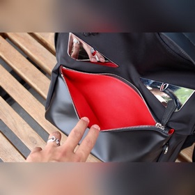 Fendi Артикул 7vz042A2FTFOKUR Рюкзак с большим передним карманом 