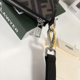 FENDI Модель 2011-3 Сумка через плечо Ткань с двойным принтом F и