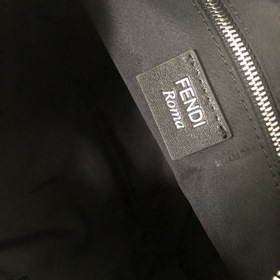 FENDI Модель 2011-3 Сумка через плечо Ткань с двойным принтом F и