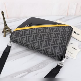 FENDI Сумка через плечо с желтой крышкой из ПВХ Материал： двойн