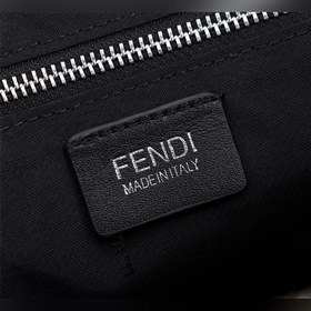 FENDI Сумка через плечо с коричневой крышкой из ПВХ Универсальн