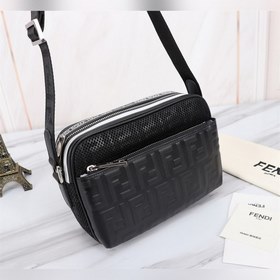 FENDI Фенди Сумка для фотоаппарата Материал： первый слой импо