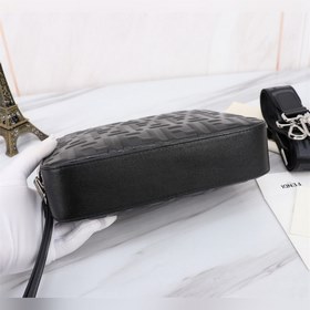 FENDI Фенди Сумка для фотоаппарата с тисненым логотипом  Матери