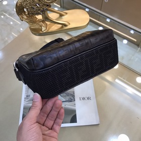 FENDI Модель 8778 Сумка через плечо В этом году Fendi пользуется 