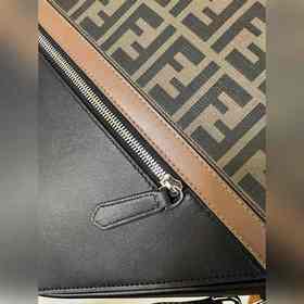 FENDI Модель 2033-1 Сумка через плечо Ткань с двойным принтом F 