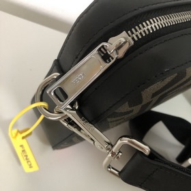 FENDI Модель 2021-5 Сумка через плечо Ткань с двойным принтом F и