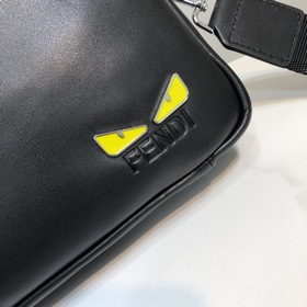 Fendi - Fendi Новейшая модель мужской сумки через плечо Модель： 1