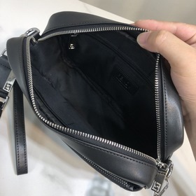 Fendi - Fendi Новейшая модель мужской сумки через плечо Модель： 1