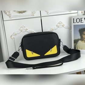Fendi - Fendi Новейшая модель мужской сумки через плечо Модель：