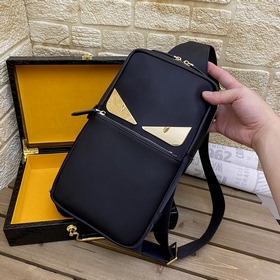 FENDI Маленький монстр прямоугольный рюкзак для мужчин, сумка чер