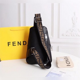 Fendi Фенди Сумка на грудь Модель： 6015 Материал изделия ： кожа п