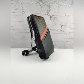 FENDI Вертикальная сумка из ПВХ с красным грудным элементом Арти