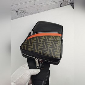 FENDI Вертикальная сумка из ПВХ с красным грудным элементом Арти