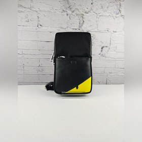 FENDI Вертикальная сумка с желтым нижним углом Артикул：  268568