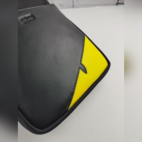 FENDI Вертикальная сумка с желтым нижним углом Артикул：  268568