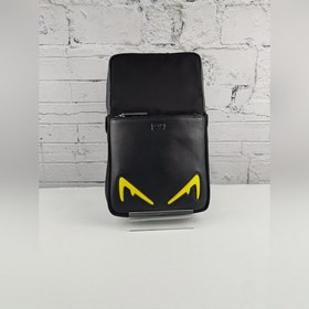 FENDI Вертикальная сумка Fendi с желтым логотипом F Артикул：  2