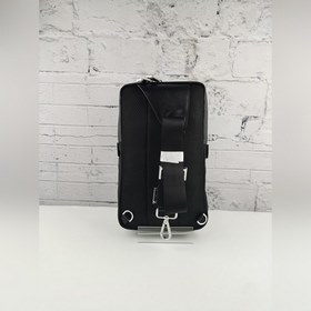 FENDI Вертикальная сумка Fendi с желтым логотипом F Артикул：  2