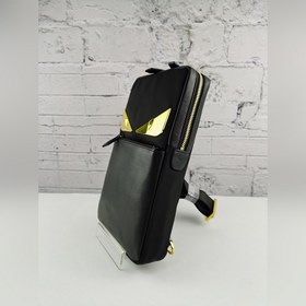 FENDI Вертикальная сумка на цепочке с металлическими пластинами