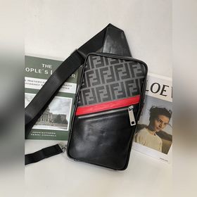 Fendi Сумка на грудь Модель： 18639-2 Итальянский бренд класса люк