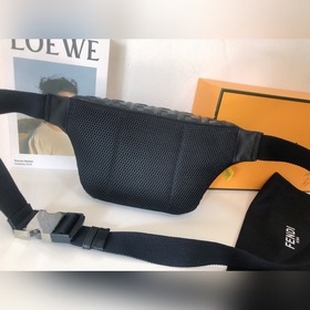 Fendi Модель 2029-5 Новая сумка на пояс/грудь Изготовлена из импо