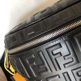 Fendi Модель 2029-5 Новая сумка на пояс/грудь Изготовлена из импо