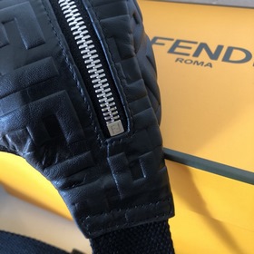 Fendi Модель 2029-5 Новая сумка на пояс/грудь Изготовлена из импо